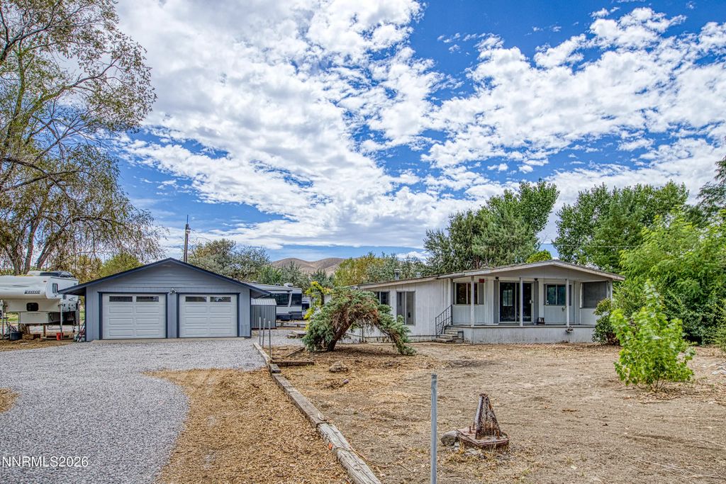 1395 Farm District Road, Fernley