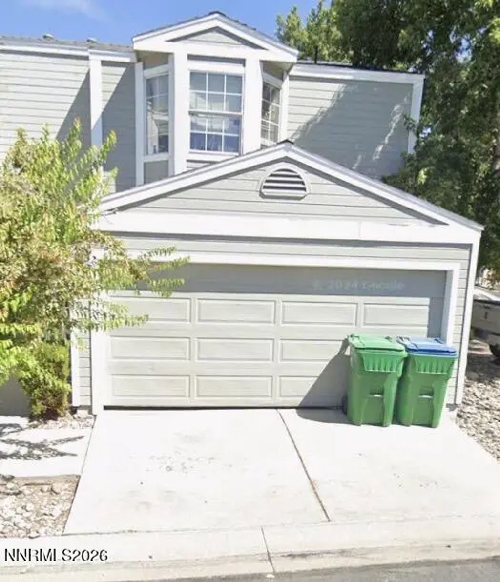 3964 Village Drive 3964/3968, Carson City