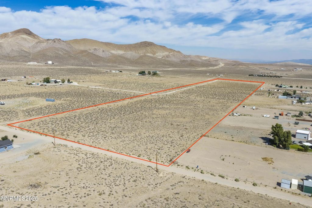 Juniper Way, Yerington