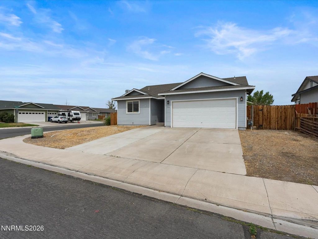 318 Emigrant Way, Fernley