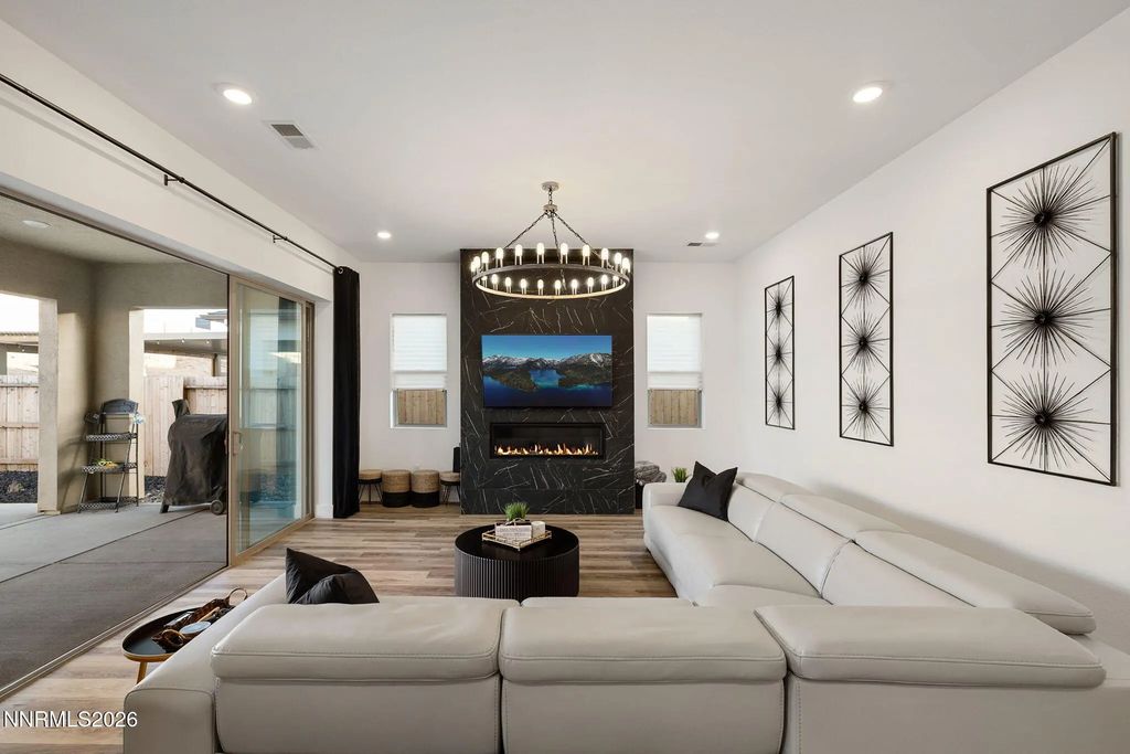 11658 Sugarloaf Peak Drive, Sparks