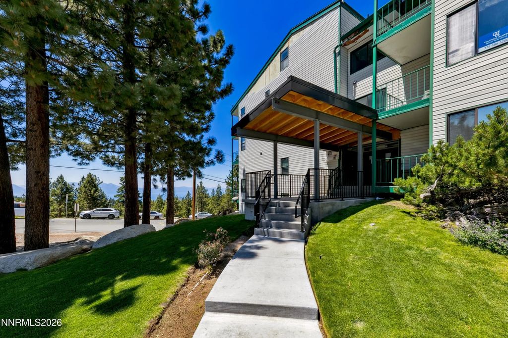 313 Tramway Drive # 19, Stateline