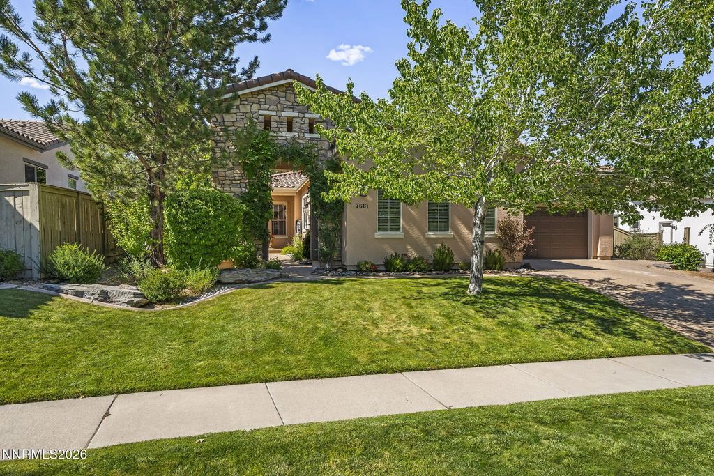 7661 Autumn Ridge Circle, Reno