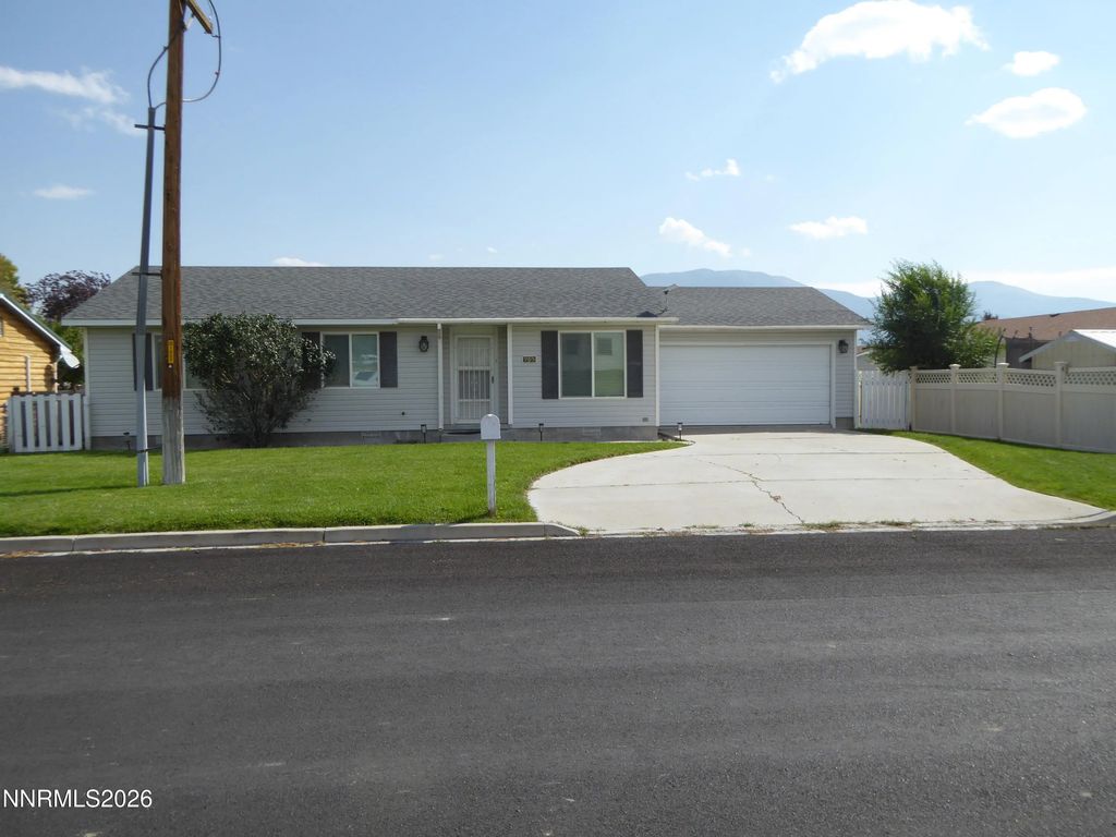 965 E 16th Street, Ely
