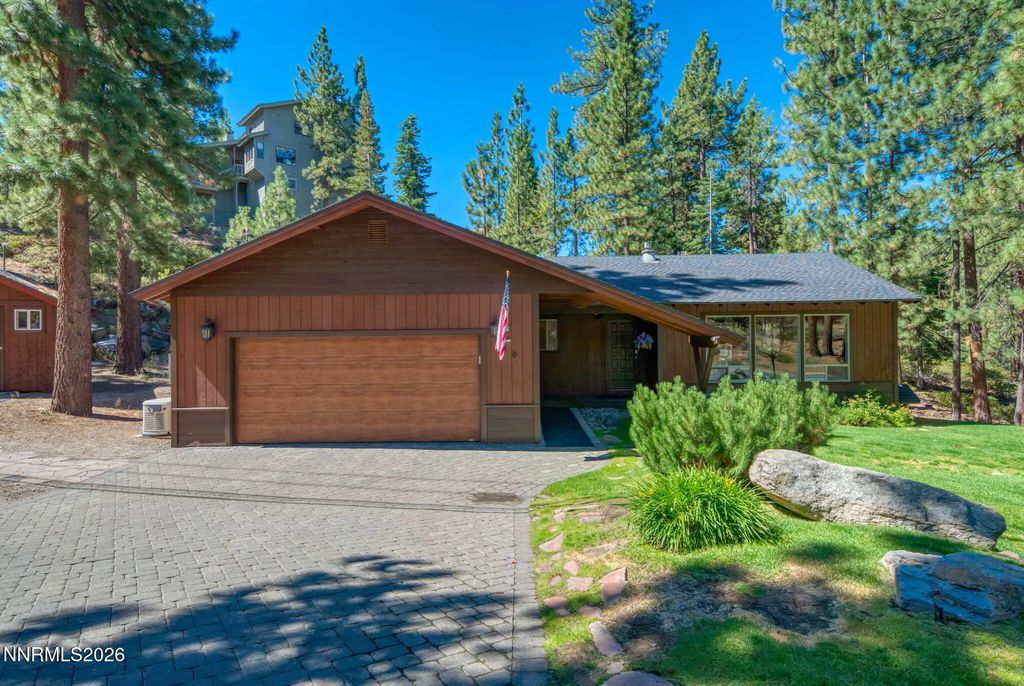 146 Palisades Drive, Stateline
