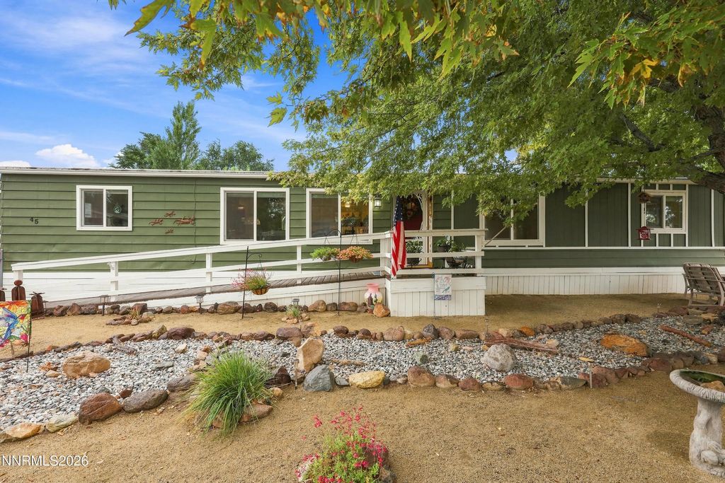 45 Bryan Circle, Carson City
