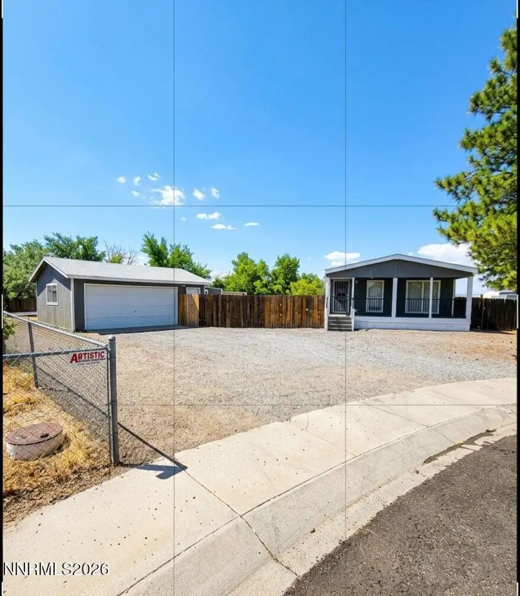216 Garnet Circle, Moundhouse