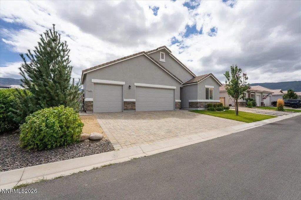 8388 Druids Glen Drive, Reno