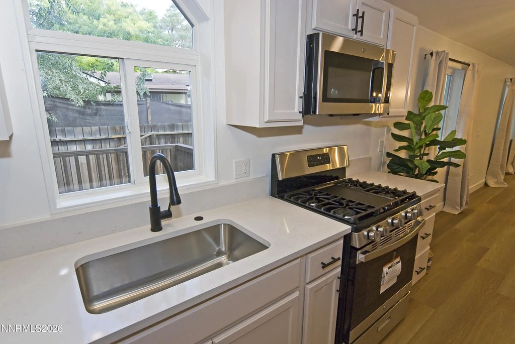 14 Riley Circle, Carson City