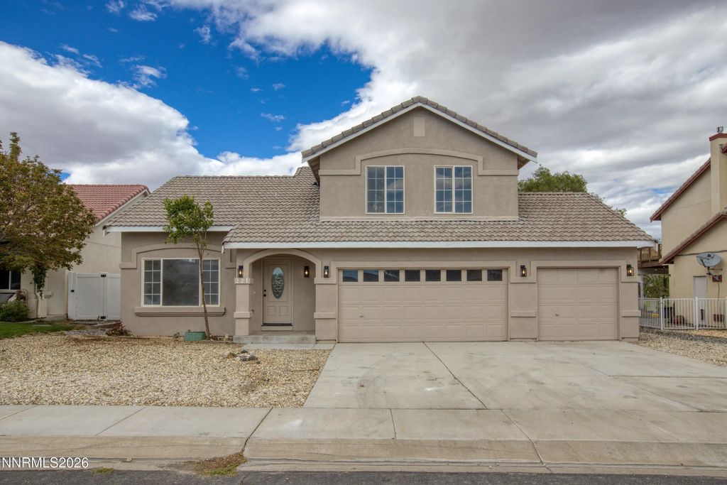 221 Mary Lou Lane, Fernley
