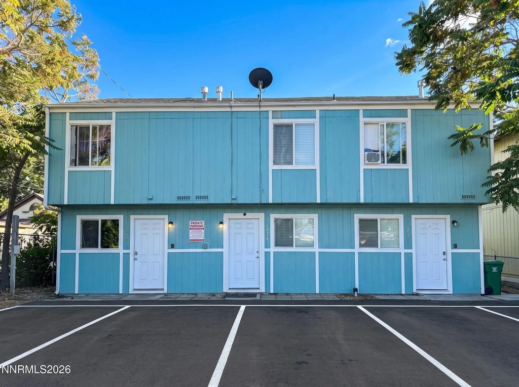 1230 E Street, Sparks