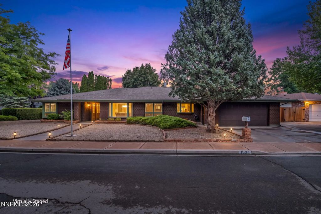 1521 Valencia Court, Carson City