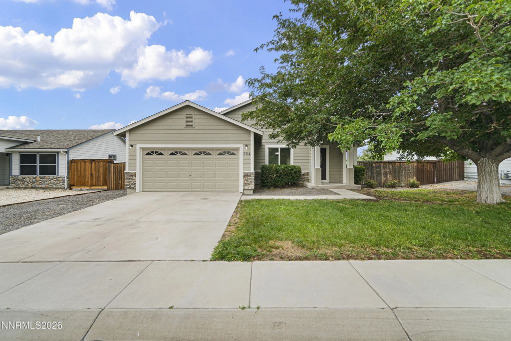364 Bens Way, Fernley