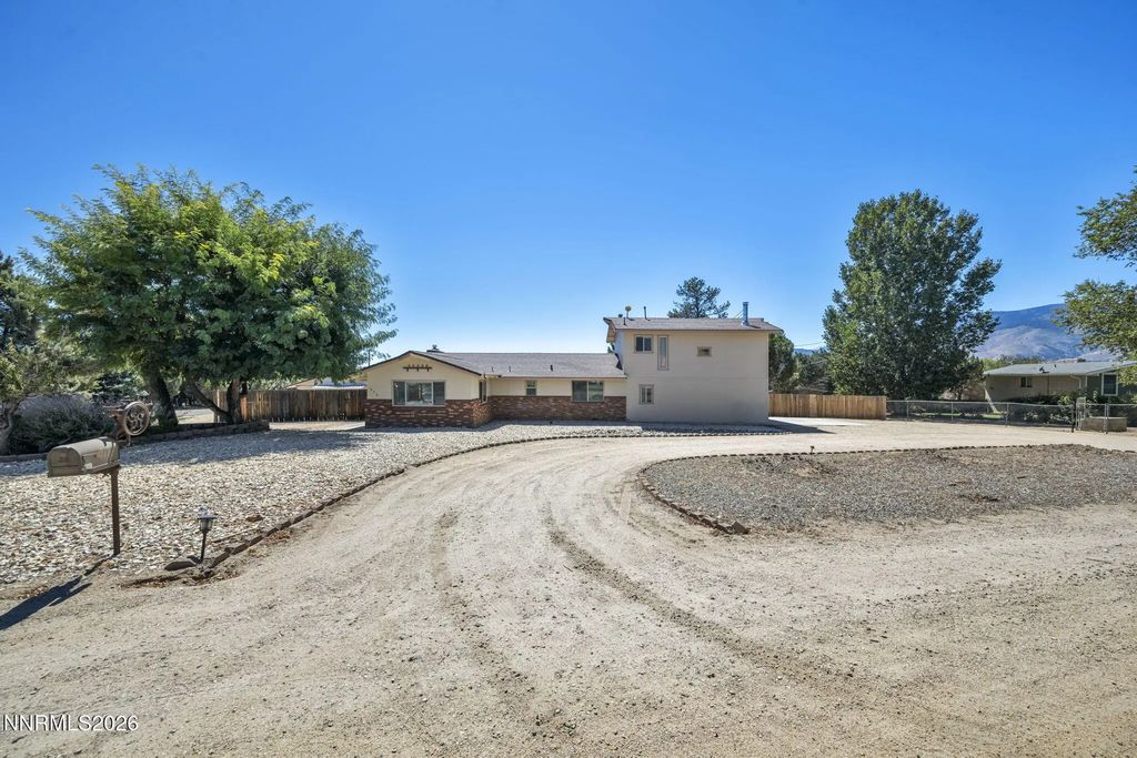 919 Arrowhead Drive, Carson City