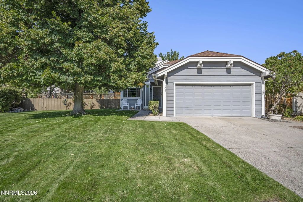 205 Edgewater Parkway, Reno