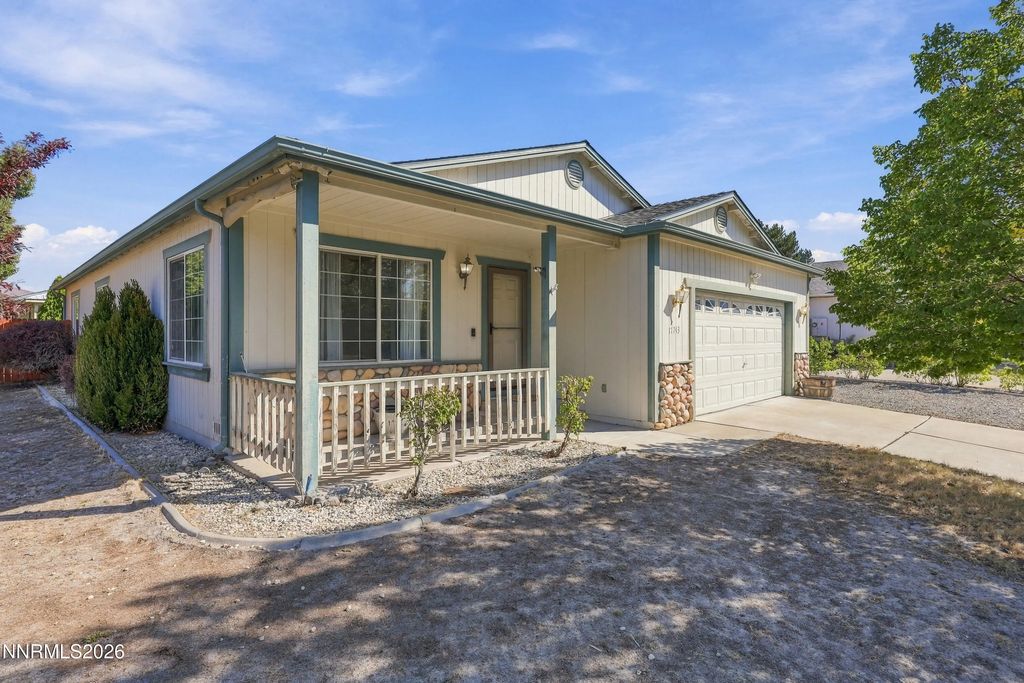 17743 Fossil Court, Reno