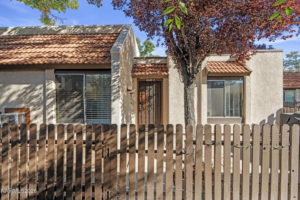 1040 Baywood Drive #c, Sparks