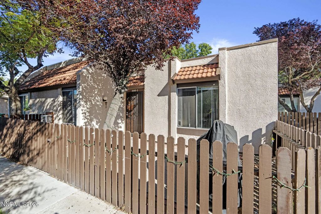 1040 Baywood Drive #c, Sparks