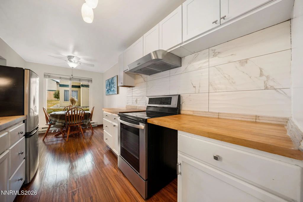 3923 Clear Acre Lane, Reno