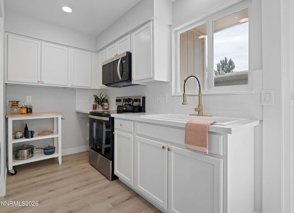 1349 El Dorado Drive F, Gardnerville