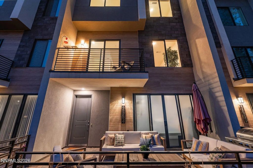 2554 River Hatchling Lane, Reno