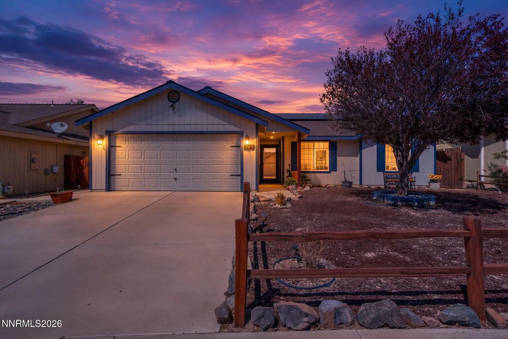 1660 Round Up Road, Fernley