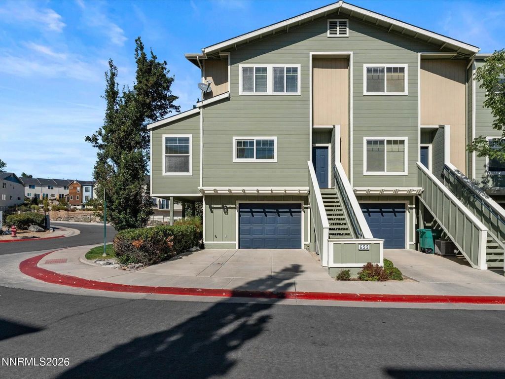 655 Stacie Nicole Lane, Reno