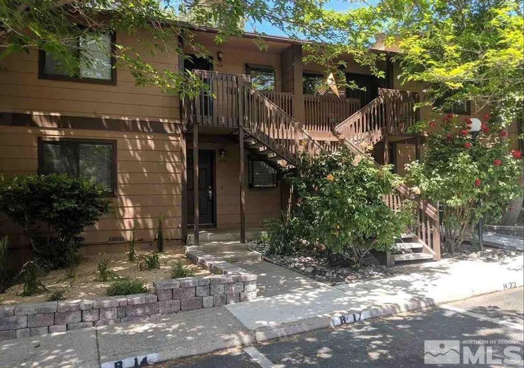2939 E Tierra Verde, Reno