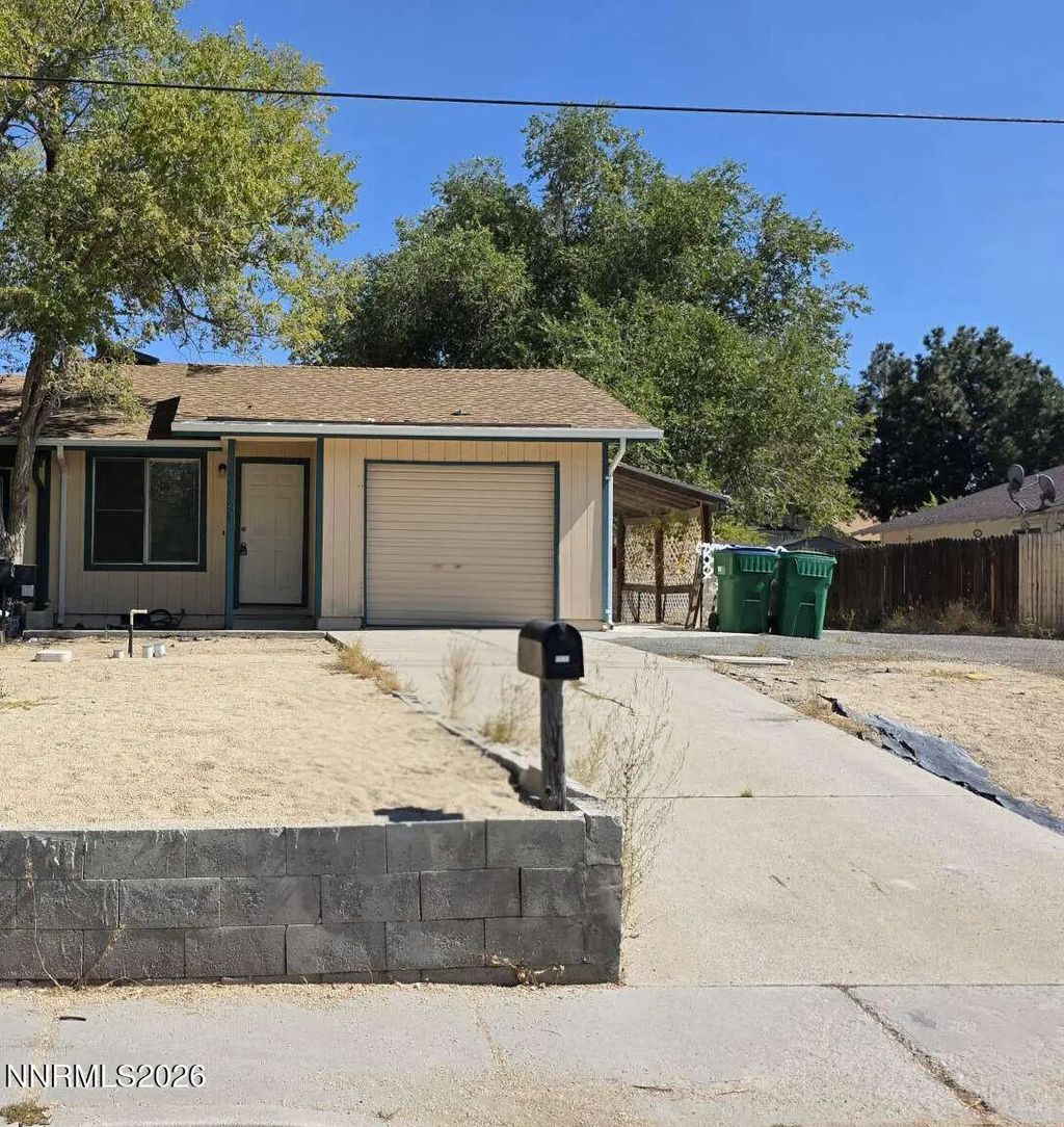 12141 Mount Anderson Street, Reno