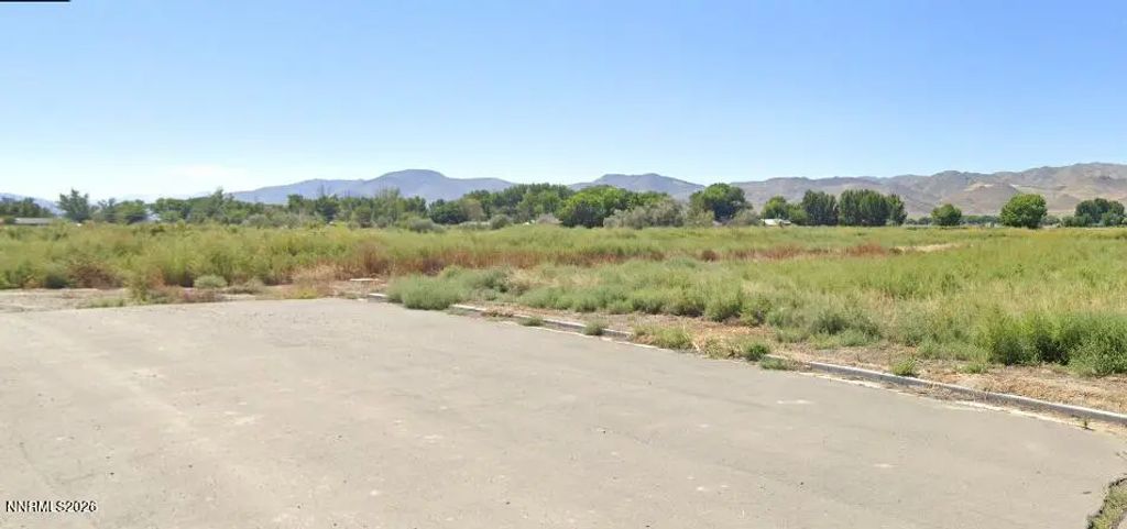 440 Crooked Stick Drive, Yerington