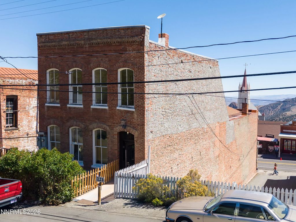 121 S B Street, Virginia City
