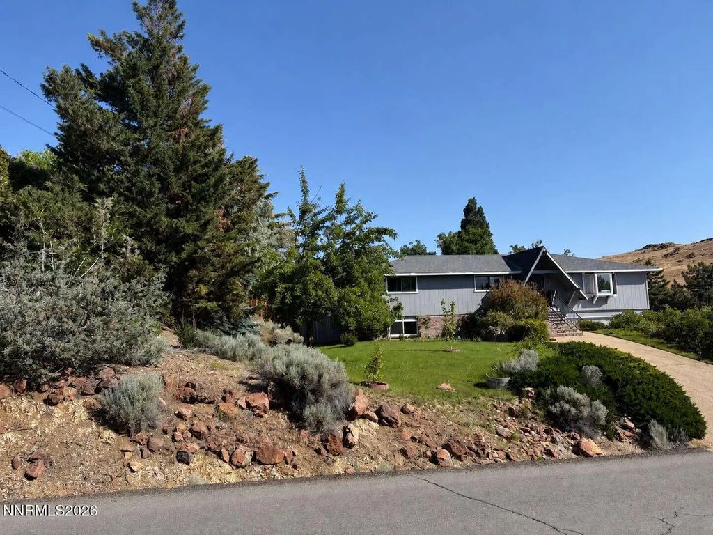 5595 High Rock Way, Sparks