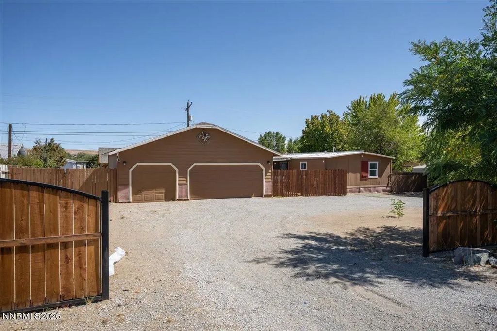 5640 Duclercque Way, Sun Valley