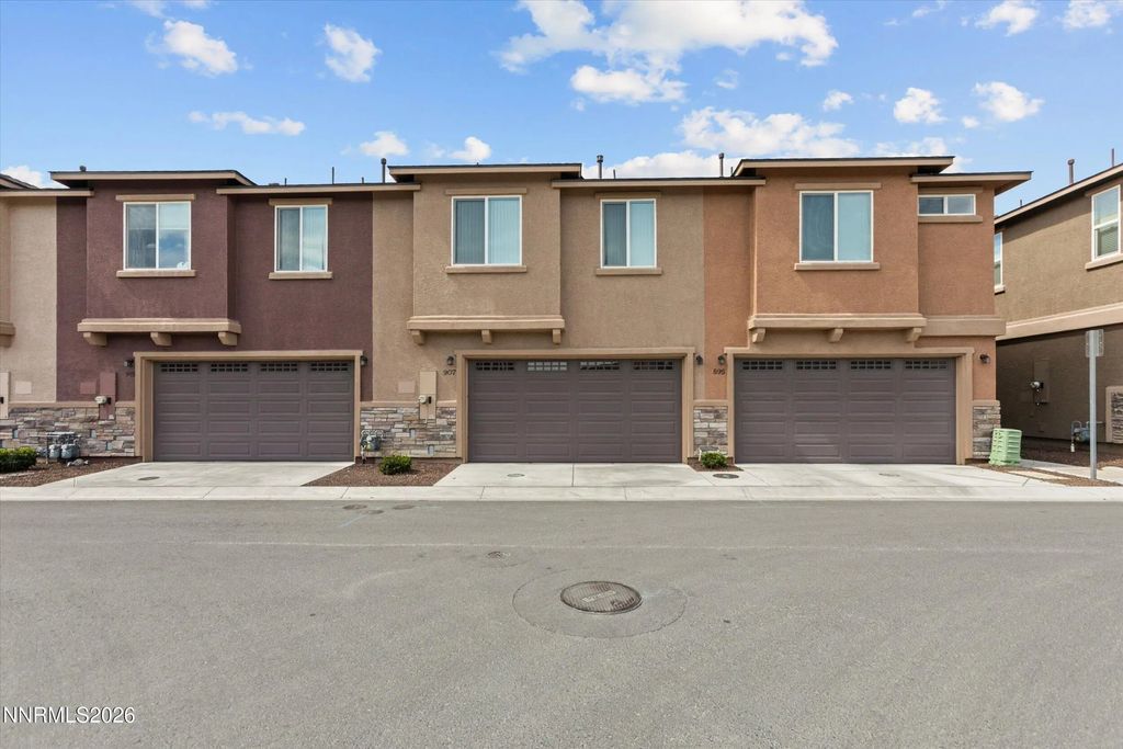 907 W End Street, Carson City