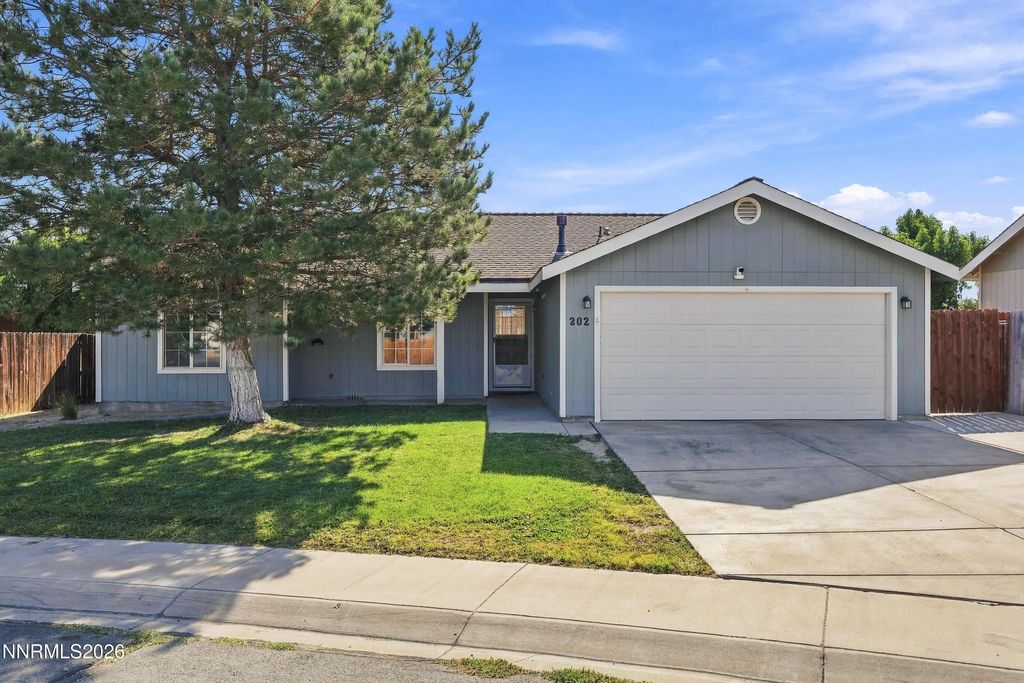 202 Rosecrest Drive, Fernley