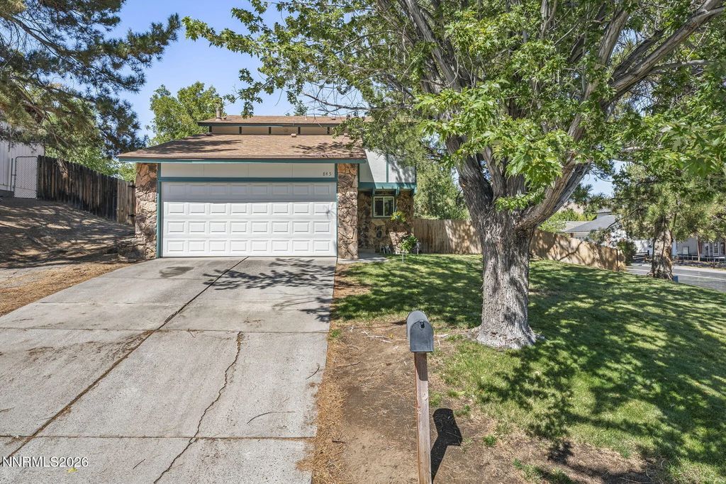 845 Wyoming Avenue, Reno