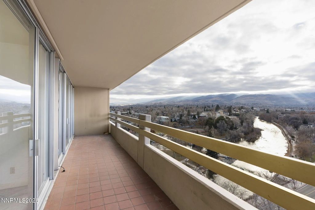 100 N Arlington Avenue 11g, Reno