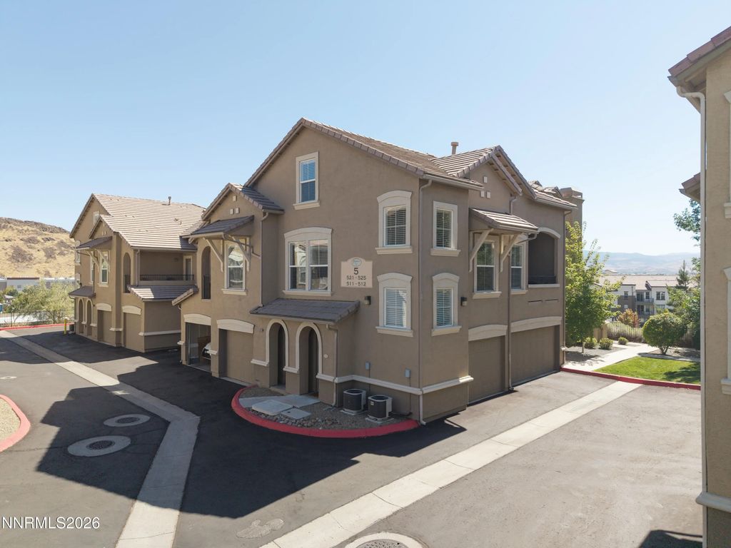9050 Double R Boulevard Apt 521, Reno
