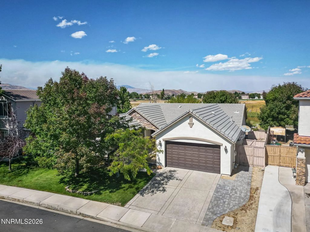 10639 Fire Poppy Circle, Reno