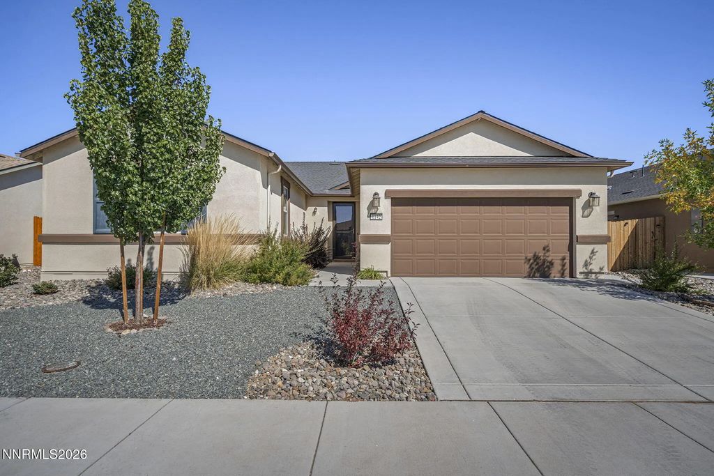 1142 Banner Peak Drive, Carson City