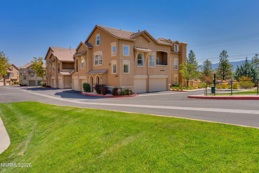 17000 Wedge Parkway Unit 1221, Reno