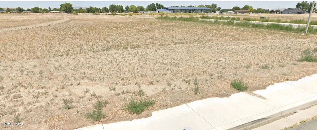 400 Seminole Drive, Yerington
