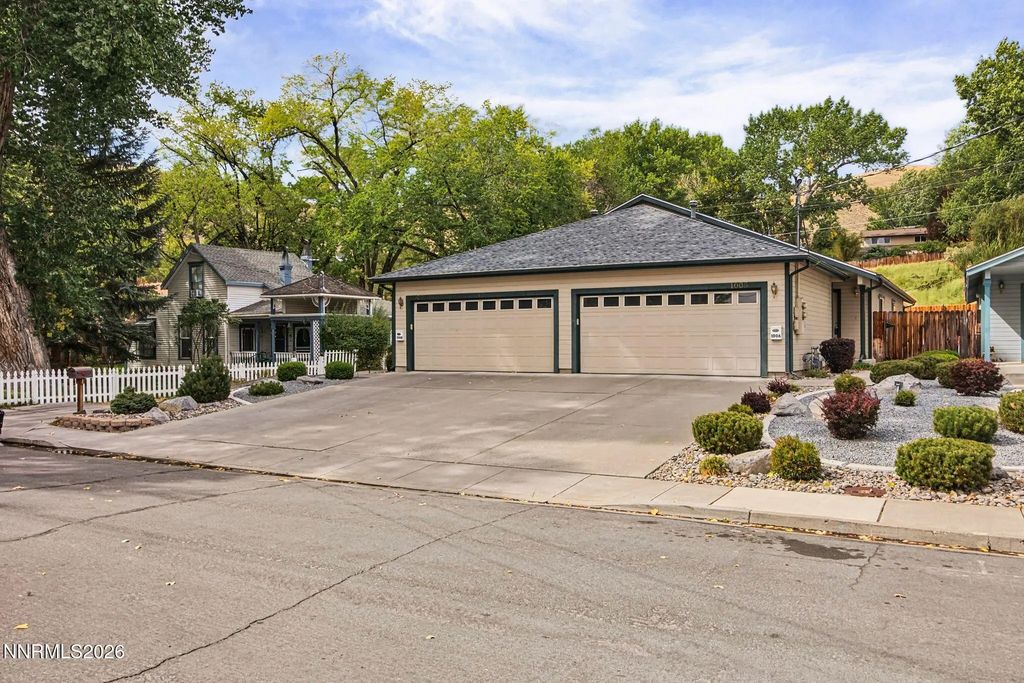 1006 S Minnesota Street, Carson City