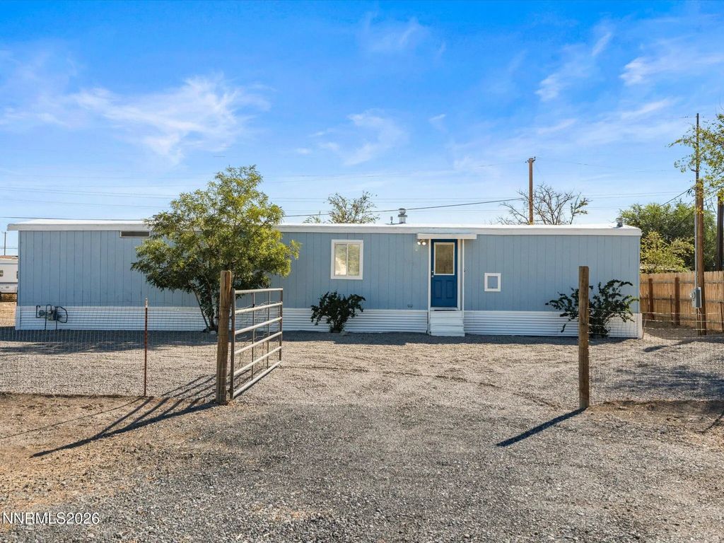 2590 Tonopah Street, Silver Springs