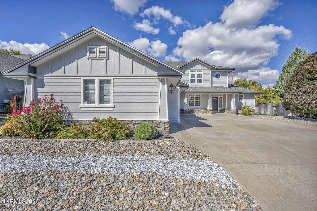 1724 Pinoak Lane, Carson City