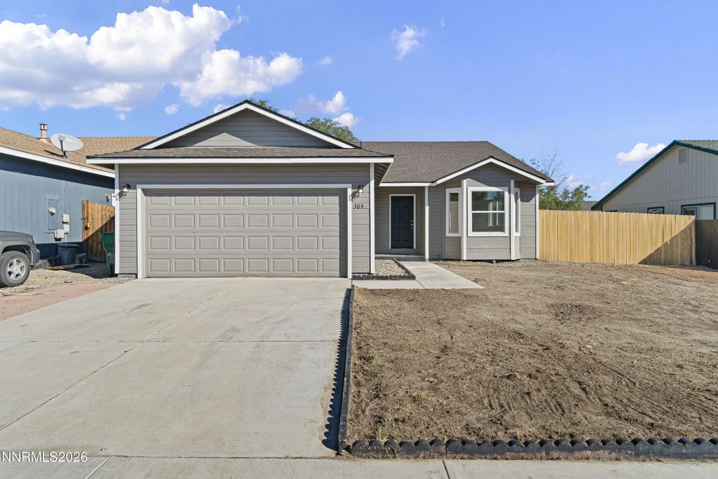 304 Lariat Street, Fernley