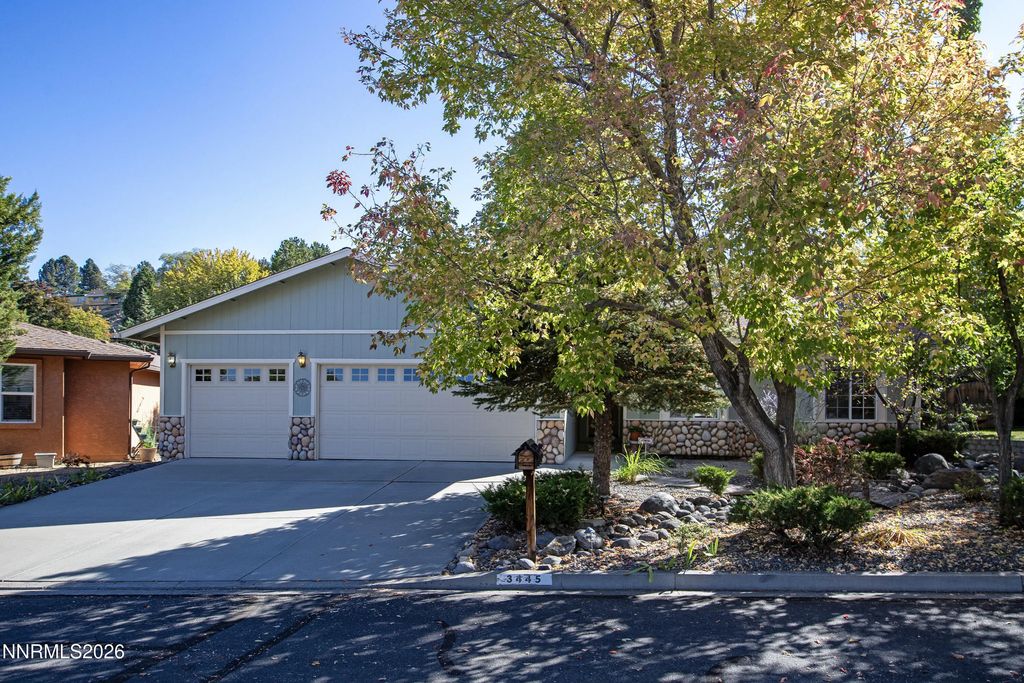 3445 Thornhill Court, Reno