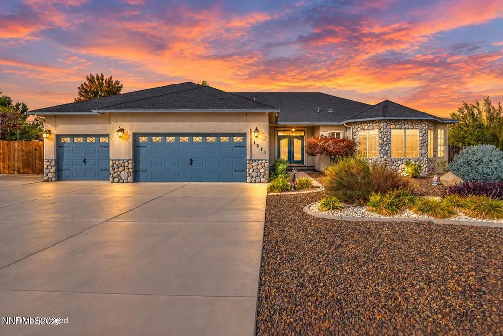 1271 La Sierra Court, Minden