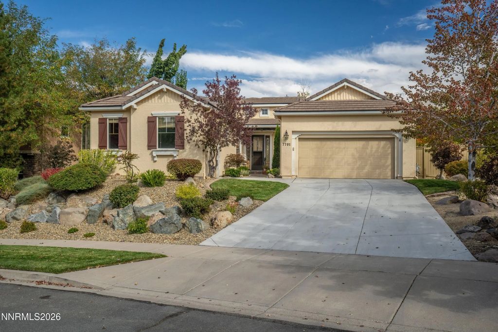 7701 Autumn Ridge Circle, Reno