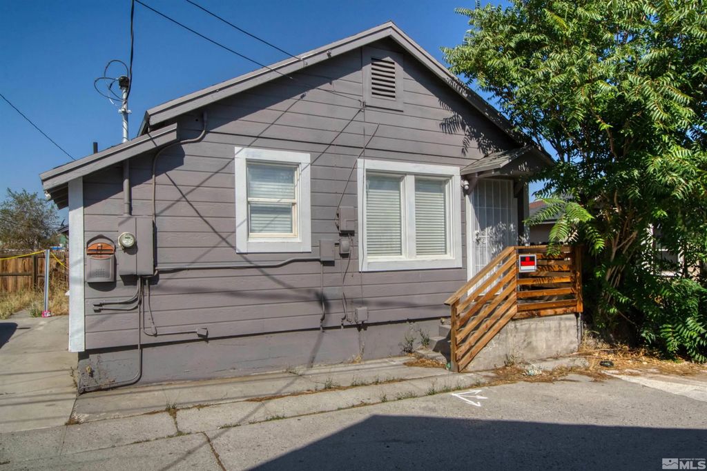618 Spokane Street 1/2, Reno